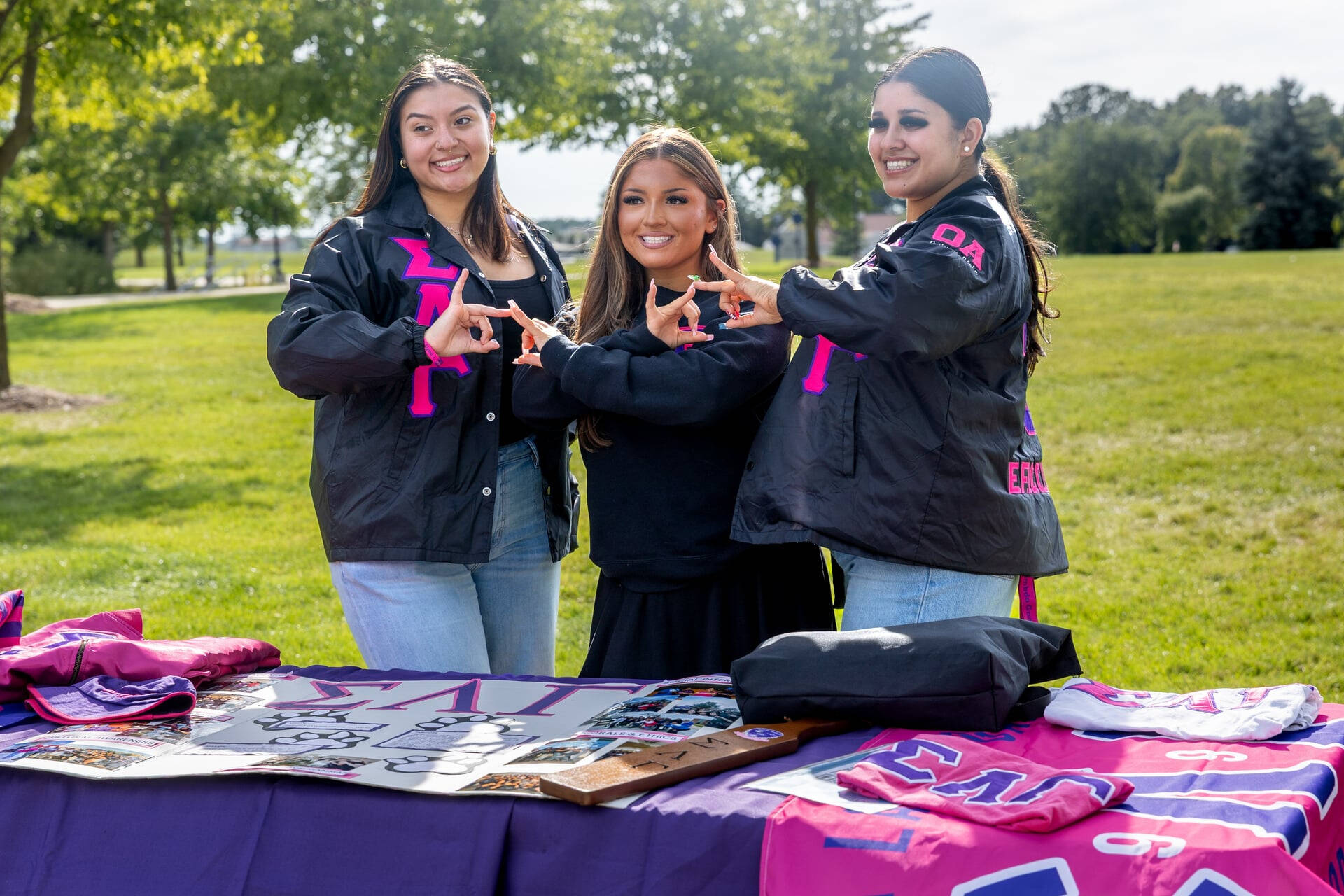 Sigma Lambda Gamma at Meet the Greeks